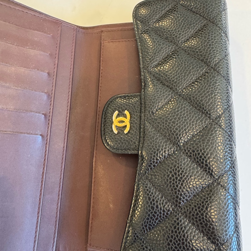 CHANEL Black Quilted Leather Clutch with Gold Logo - Picture 5 of 16